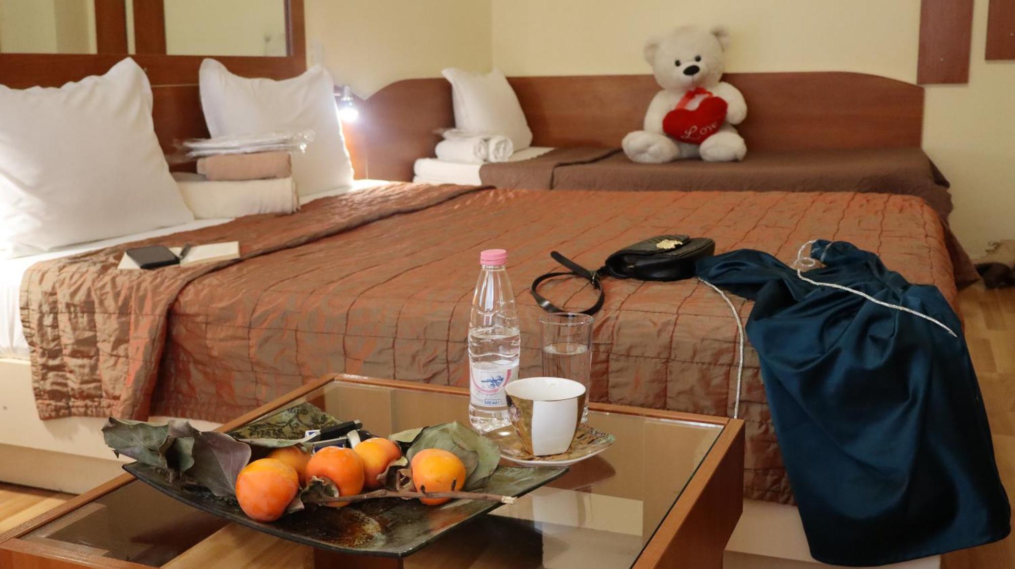 Hotel Palitra Varna Bagian luar foto